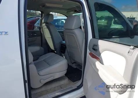 2007 Chevrolet Suburban 1500 Ltz from USA, damaged, VIN 1GNFK16317J392946